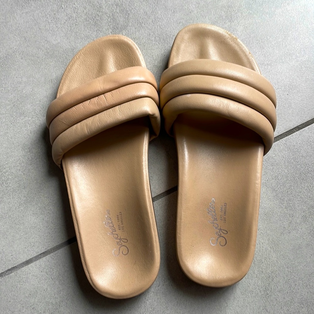 Seychelles Slides
